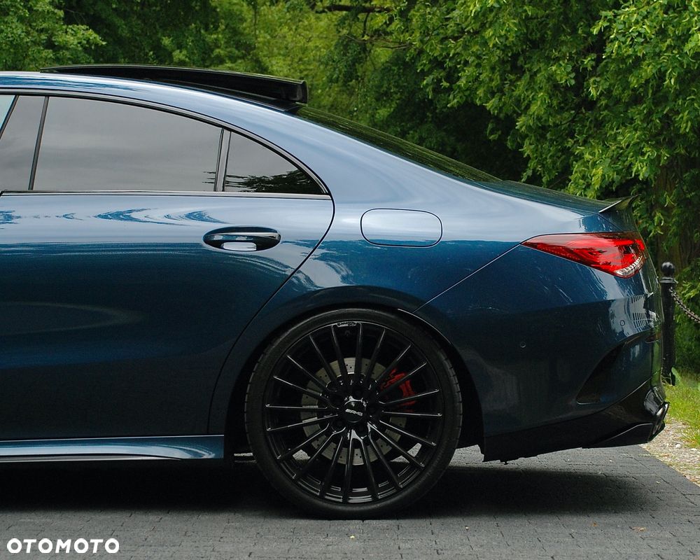 Mercedes-Benz CLA AMG 45 S 4-Matic+ 8G-DCT - 17