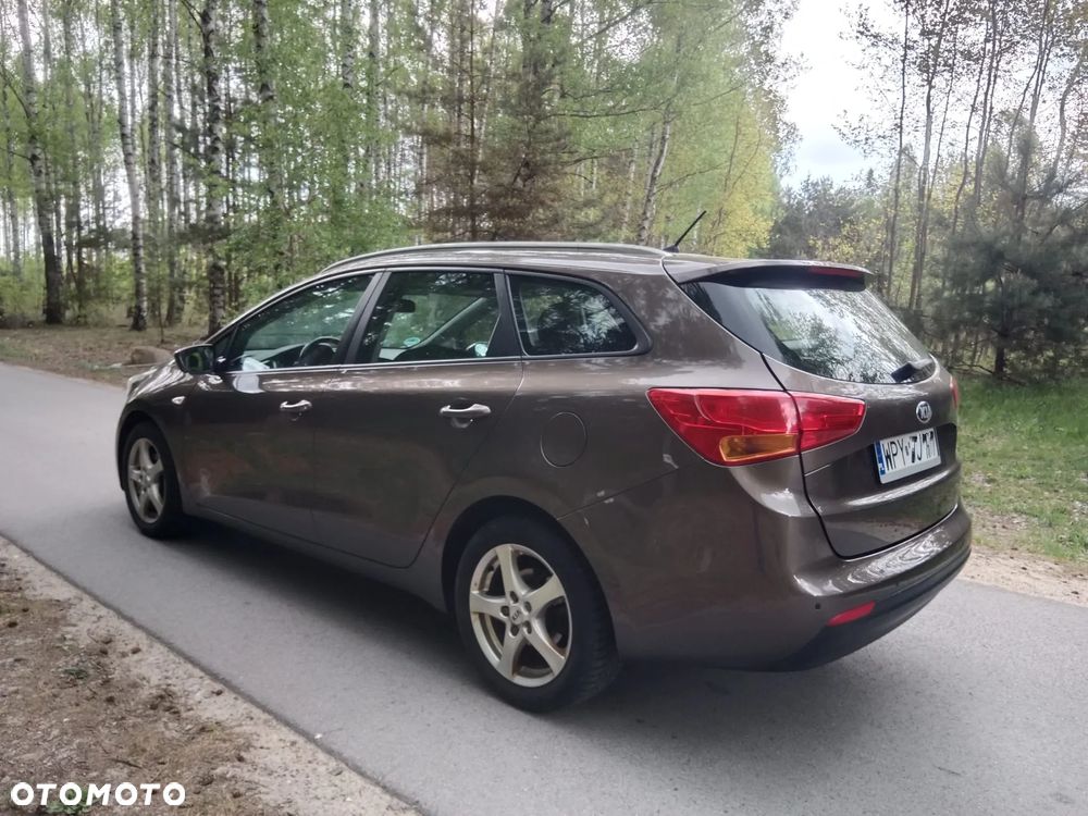 Kia Ceed - 7