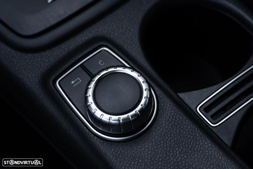 Mercedes-Benz CLA 220 CDI AMG Line Aut. - 35