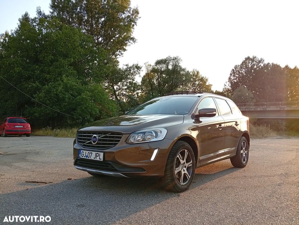 Volvo XC 60 D5 AWD Kinetic - 2