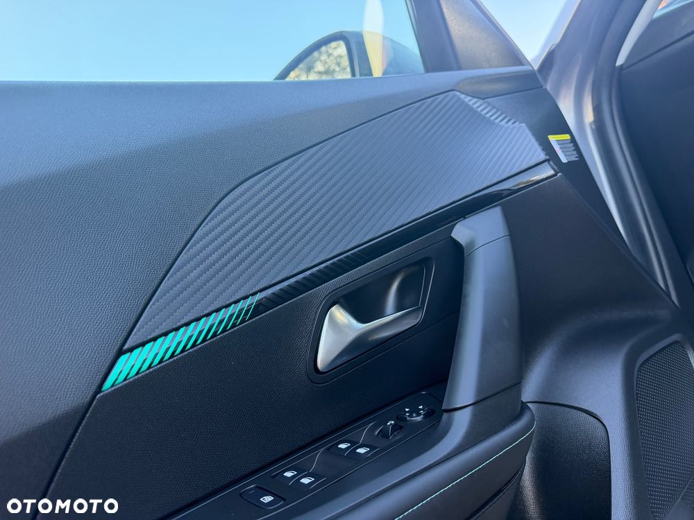 Peugeot 2008 1.2 PureTech Allure Pack S&S - 26