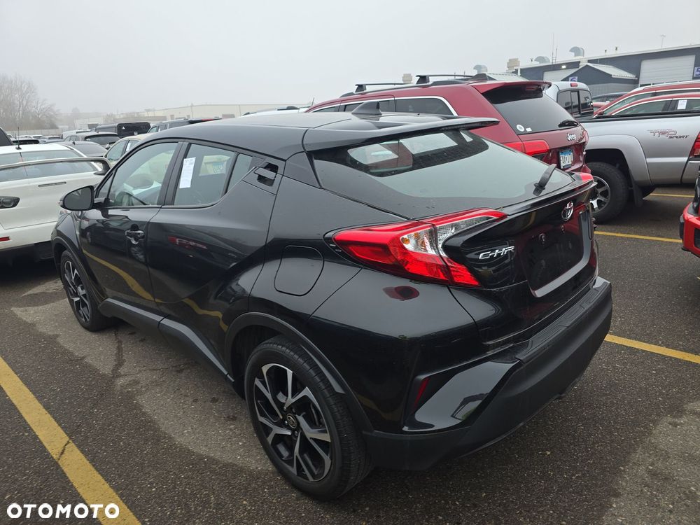 Toyota C-HR - 5