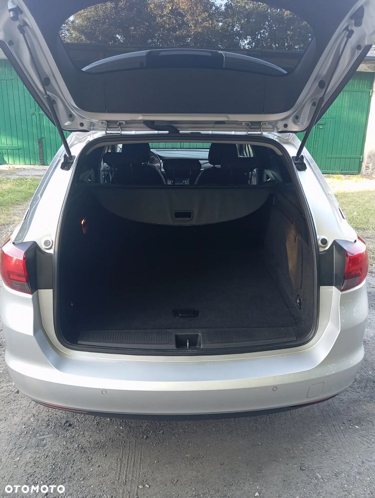 Opel Astra 1.4 T Enjoy - 8