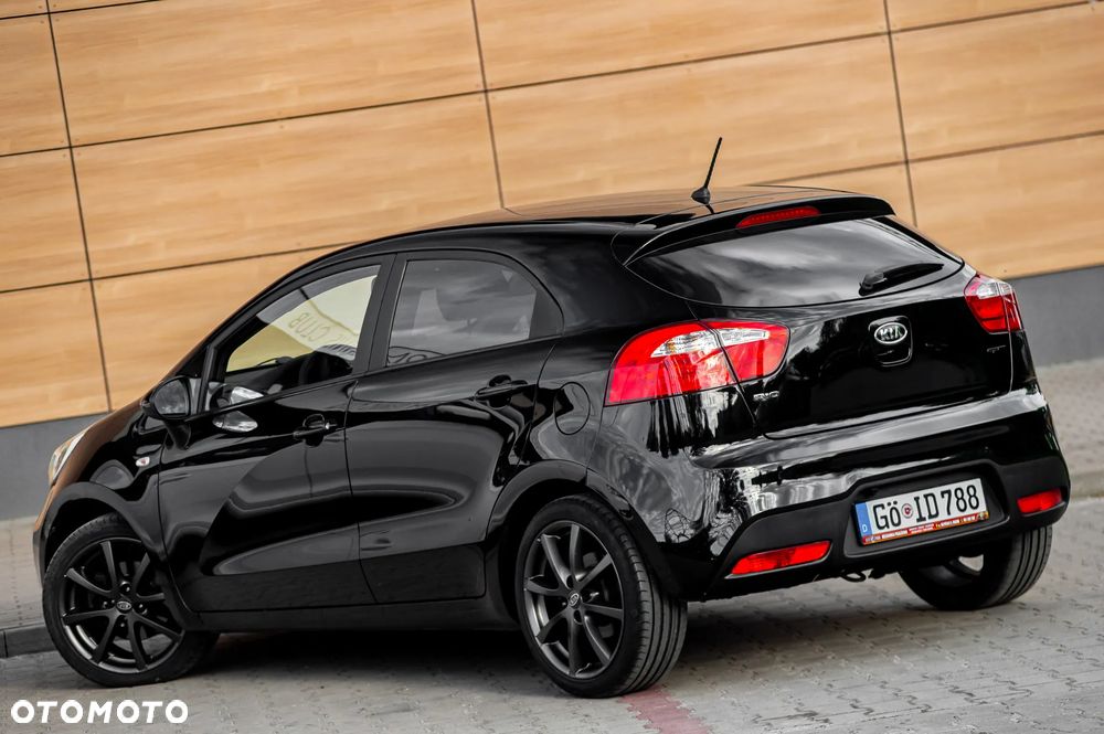 Kia Rio 1.2 Dream Team Edition - 3