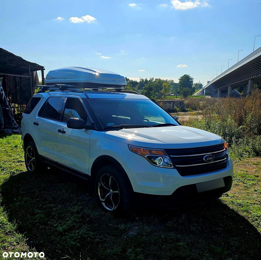 Ford Explorer - 2
