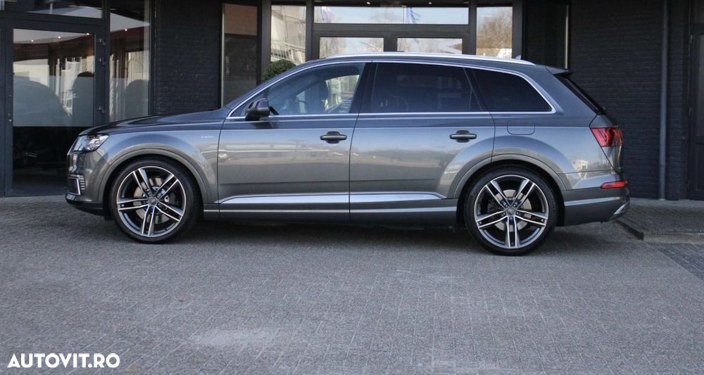 Audi Q7 - 3