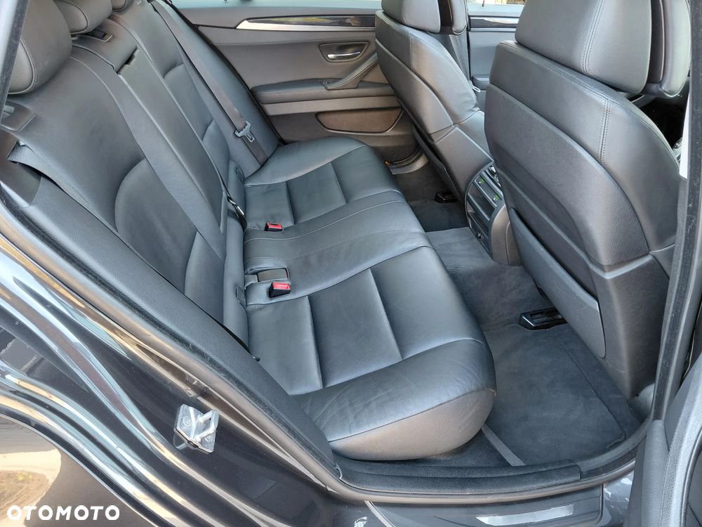 BMW Seria 5 520d Modern Line - 13