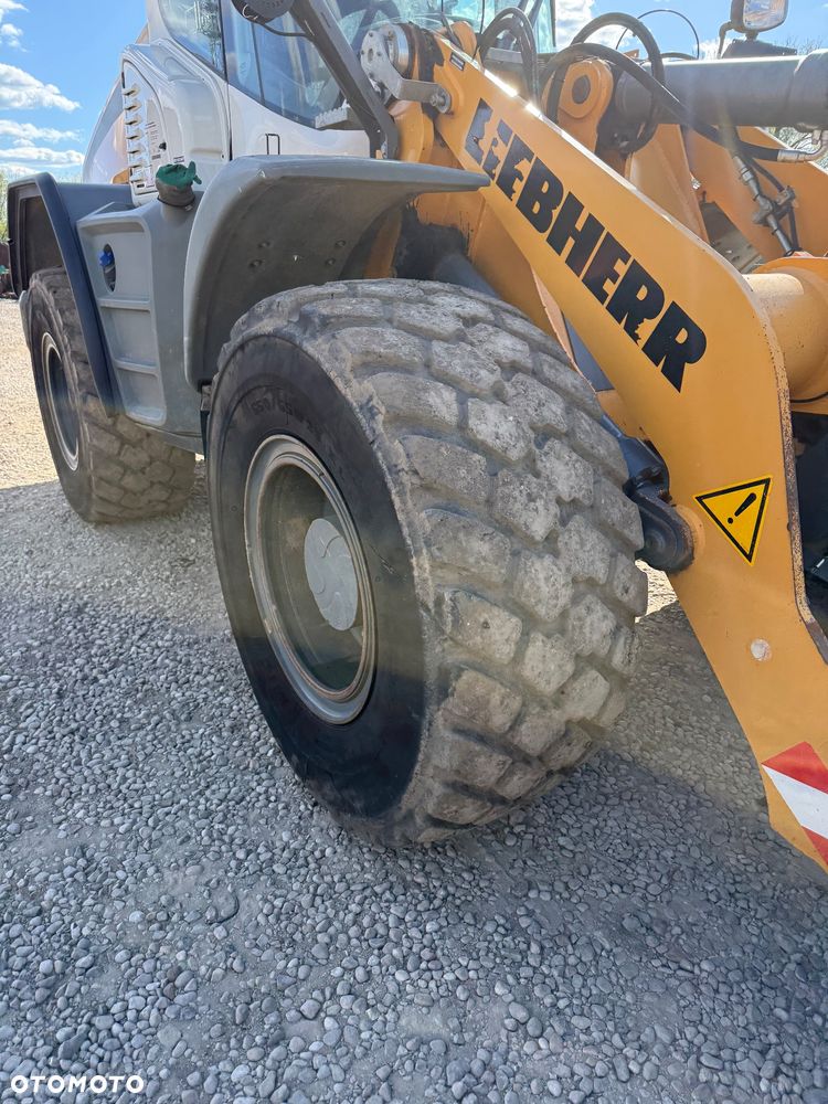 Liebherr L526 - 8