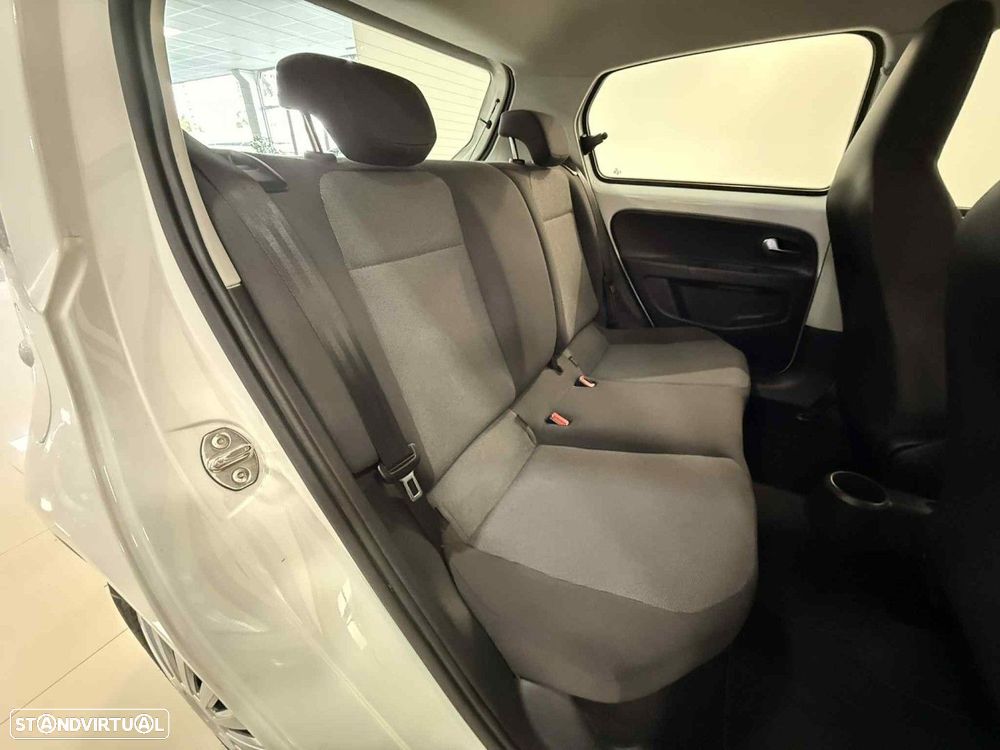 VW Up! 1.0 BlueMotion Move - 12