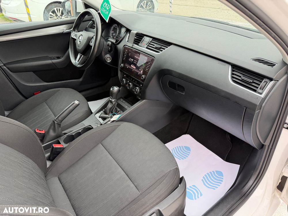Skoda Octavia - 25