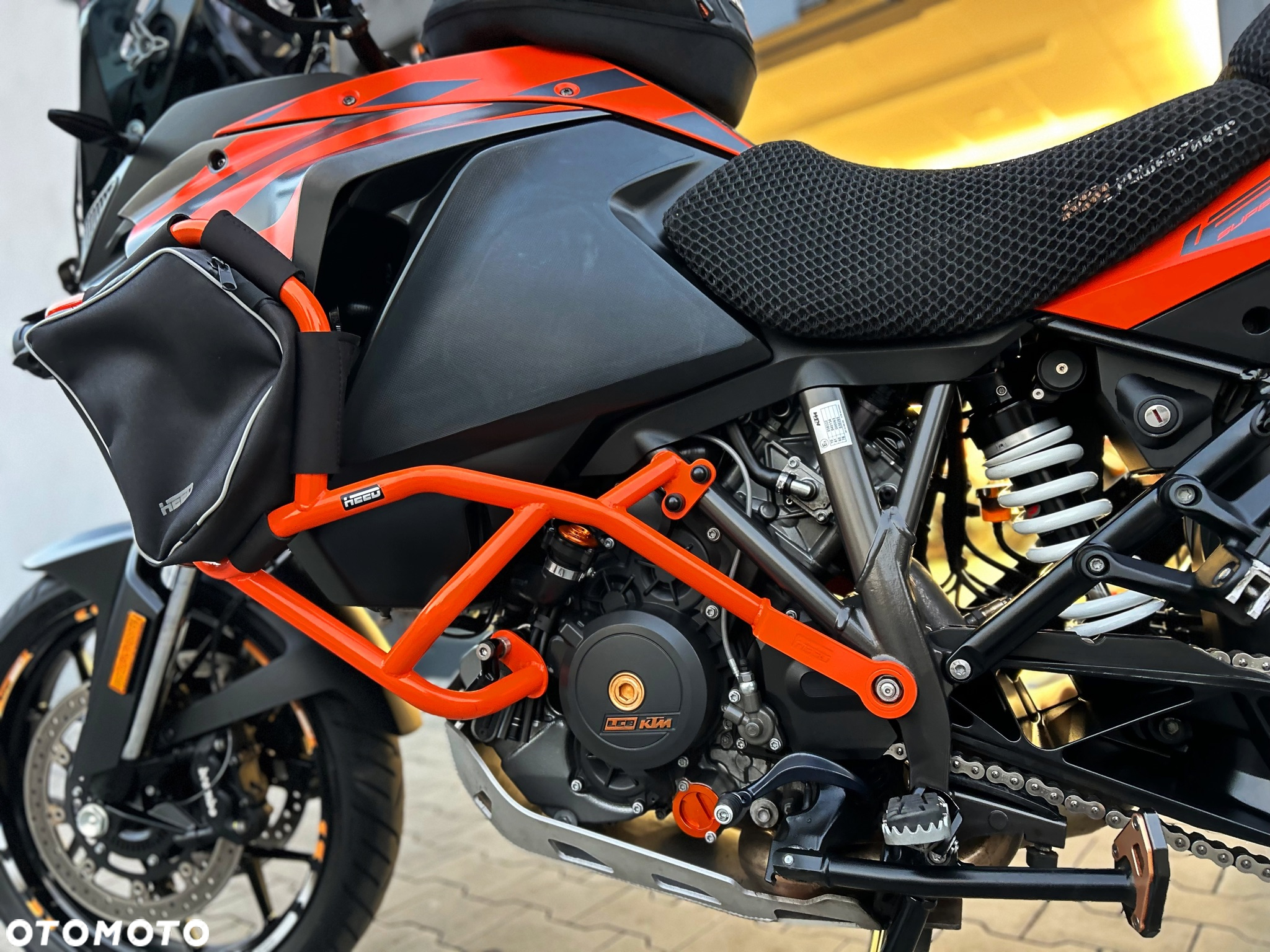 KTM Adventure - 30
