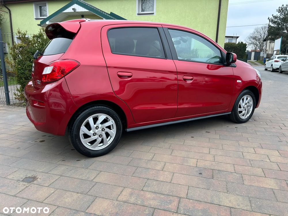 Mitsubishi Space Star 1.2 AS&G Intense CVT - 4