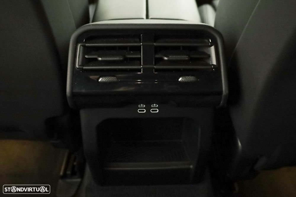 BMW 530 e Pack Desportivo M - 23