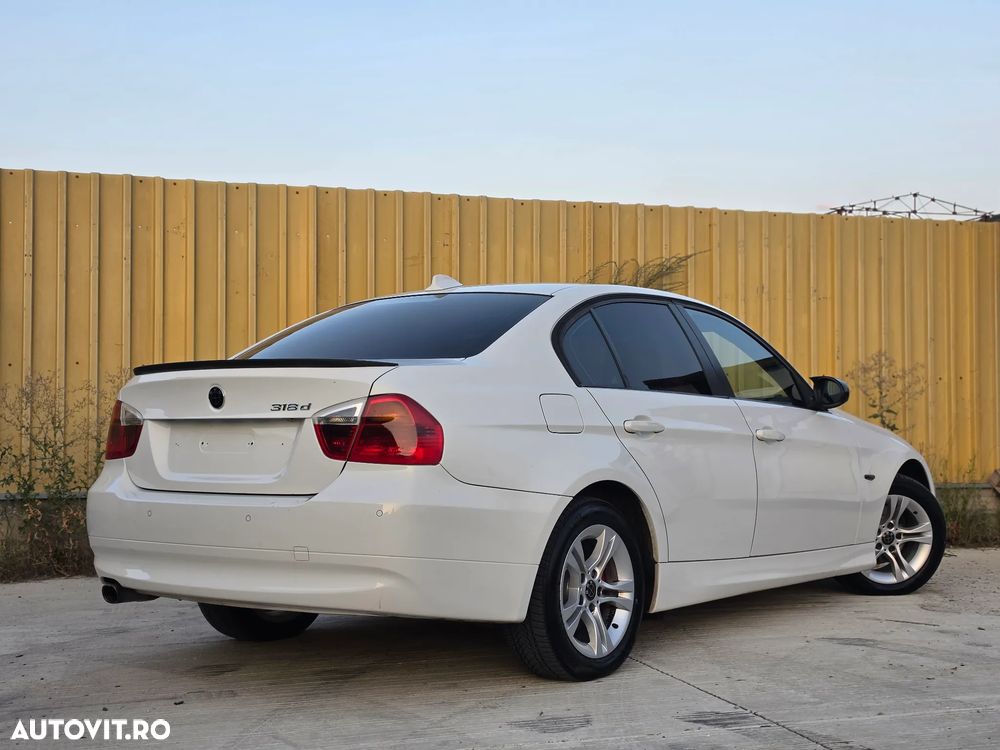 BMW Seria 3 318d DPF Edition Exclusive - 7