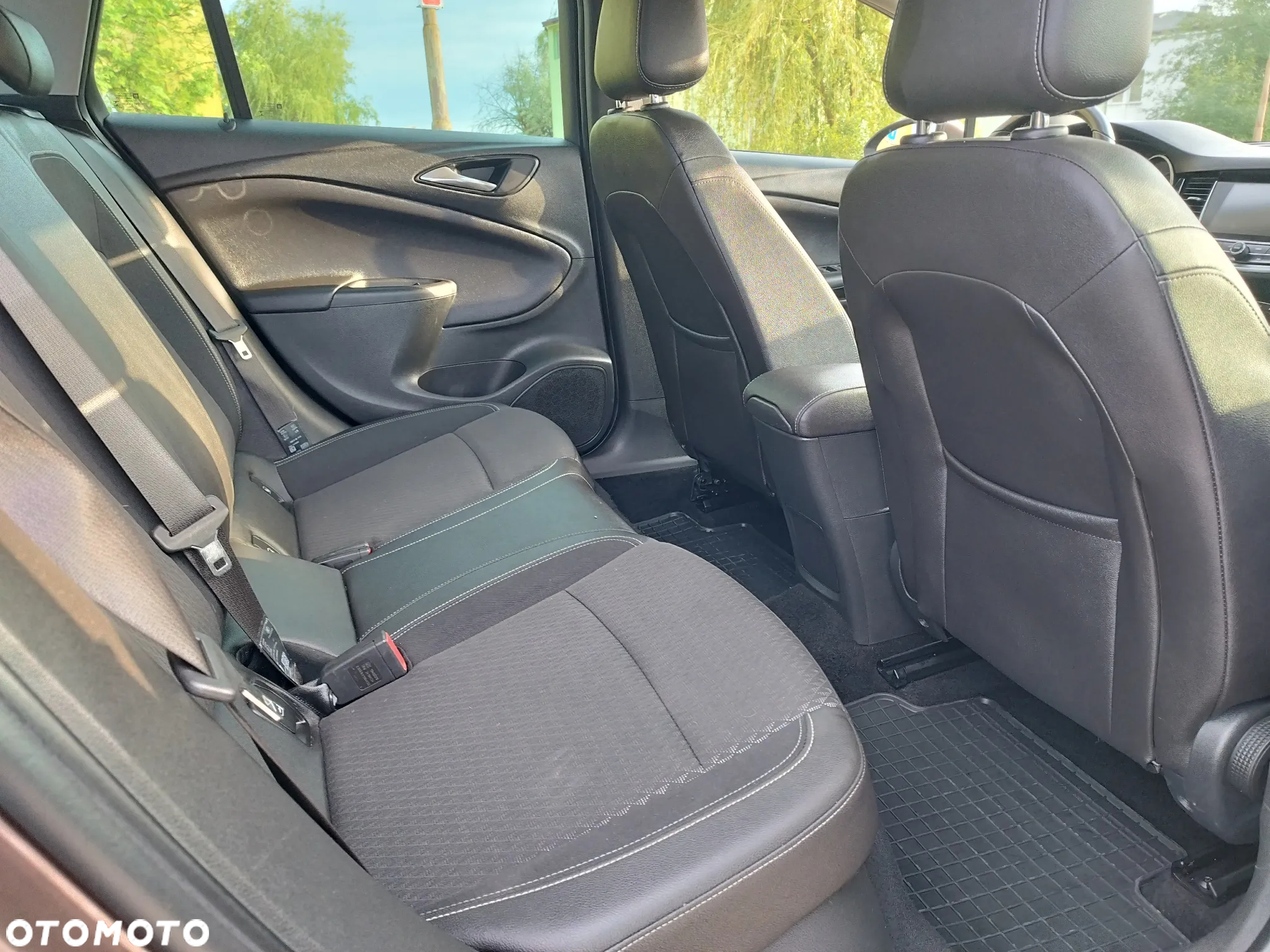 Opel Astra 1.4 Turbo Innovation - 10