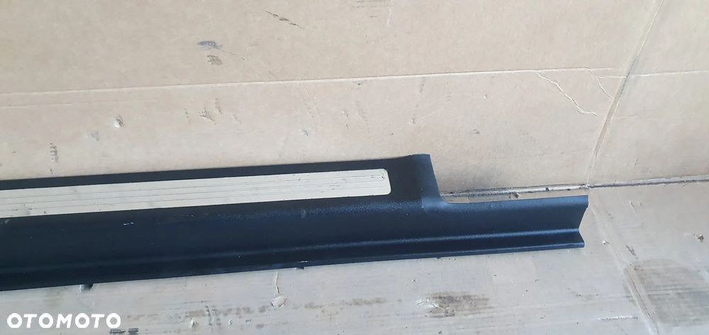 Nakładka listwa osłona progu prawy tył Mercedes R-Klasa W251 A2516800435 - 3