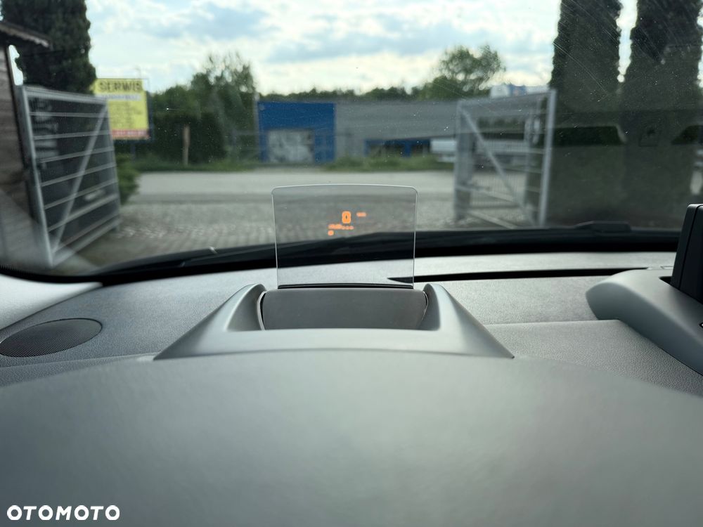 Peugeot 5008 1.6 THP Business Line 7os - 25