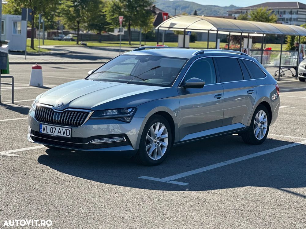 Skoda Superb Combi 2.0 TDI DSG Premium Edition - 1