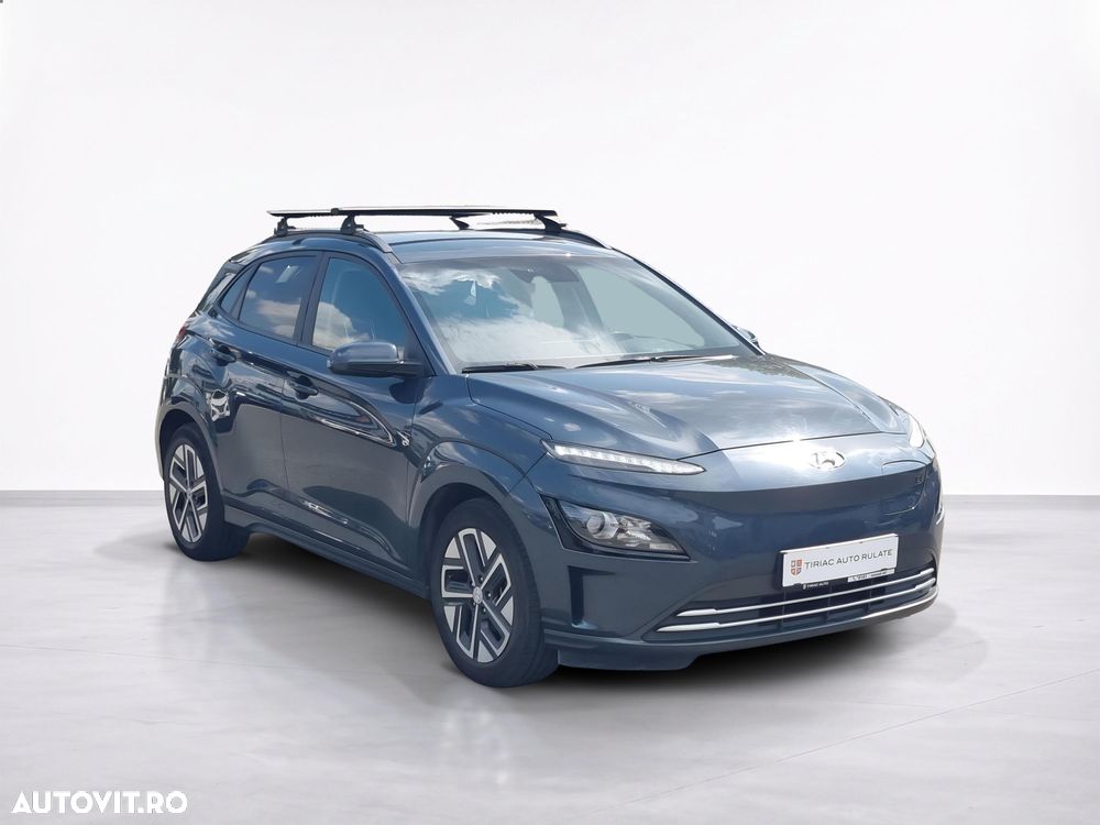 Hyundai KONA - 8