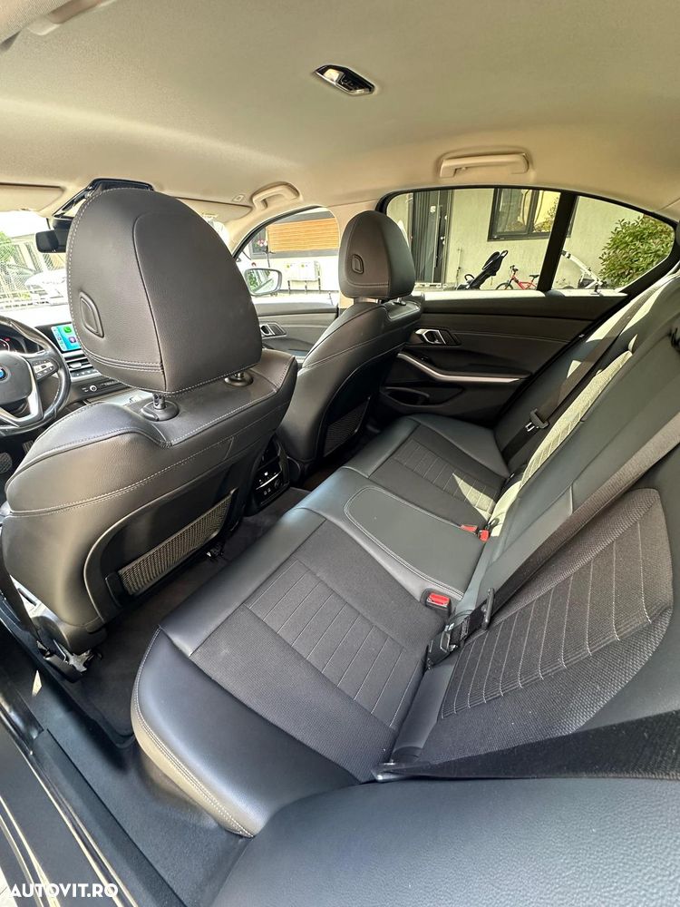 BMW Seria 3 318d Aut. - 8