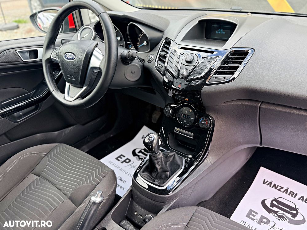 Ford Fiesta 1.0 EcoBoost Titanium - 13