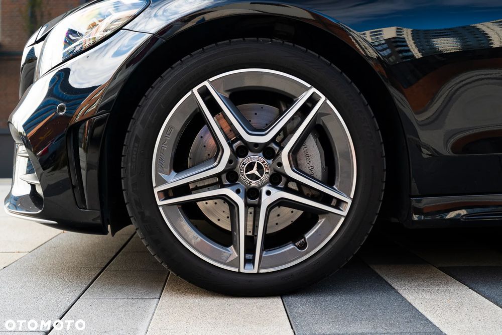 Mercedes-Benz Klasa C 300 4MATIC 9G-TRONIC - 29