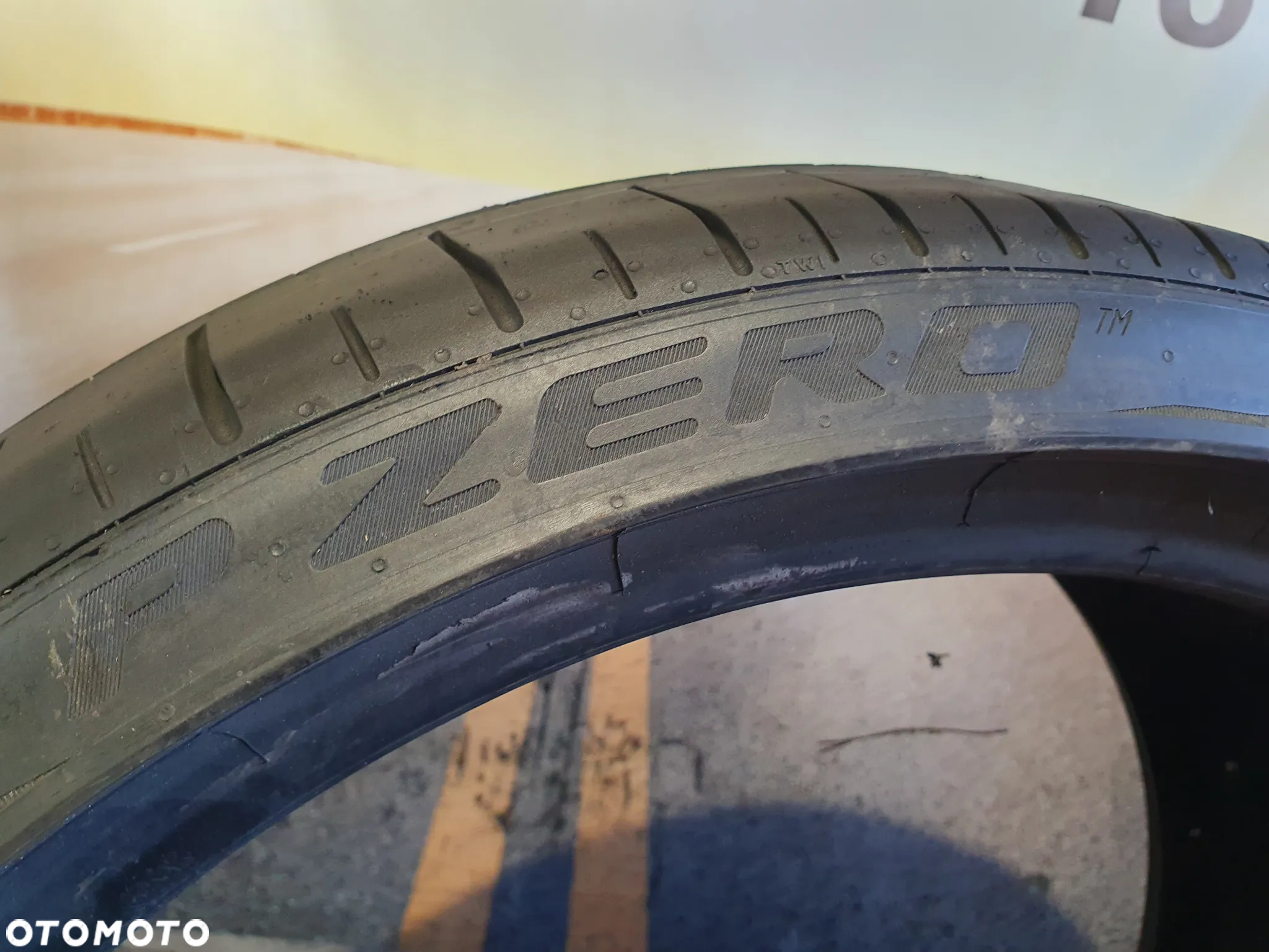 Opona pojedyncza Pirelli P Zero  245/35/19 - 6