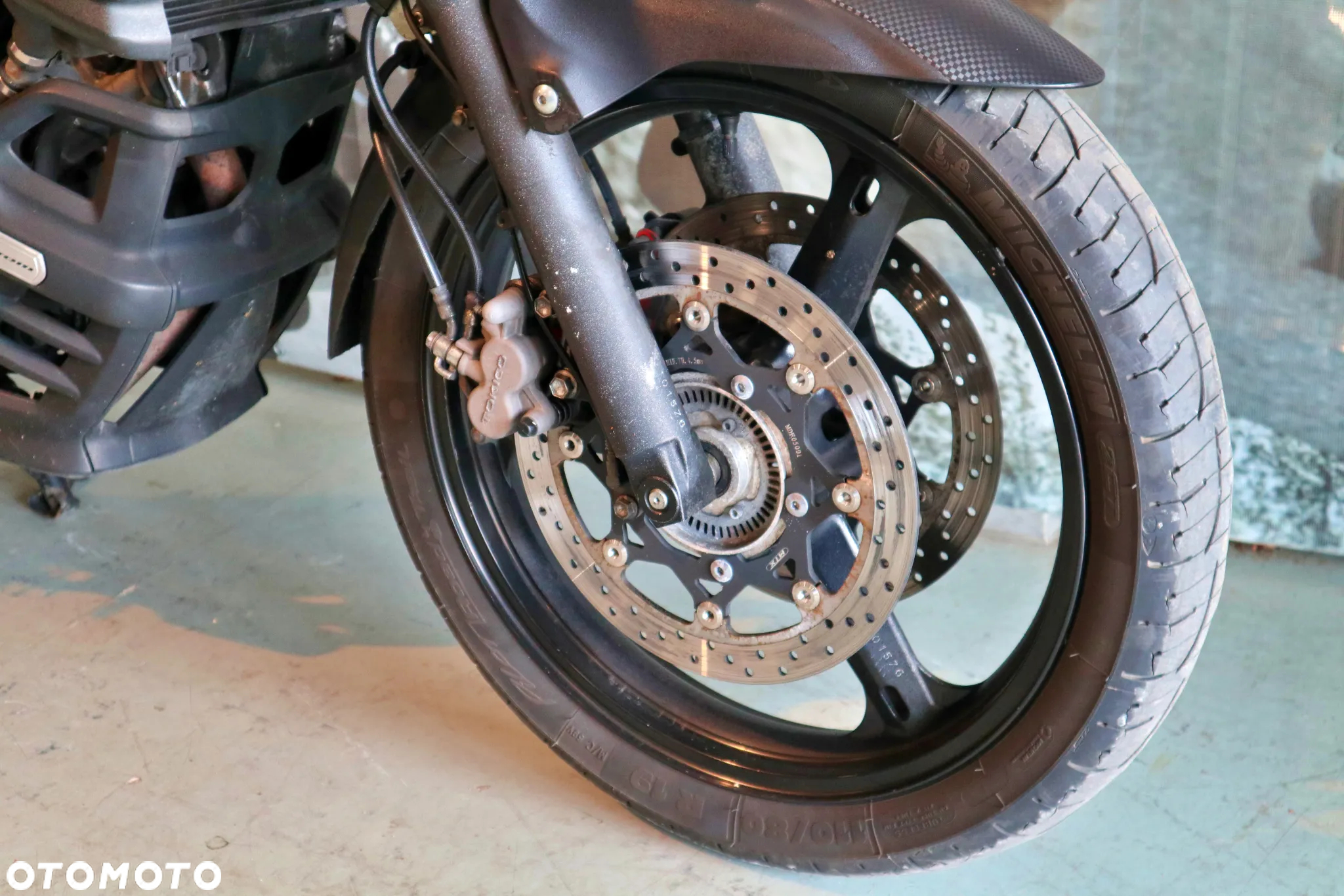 Suzuki V-STROM - 11