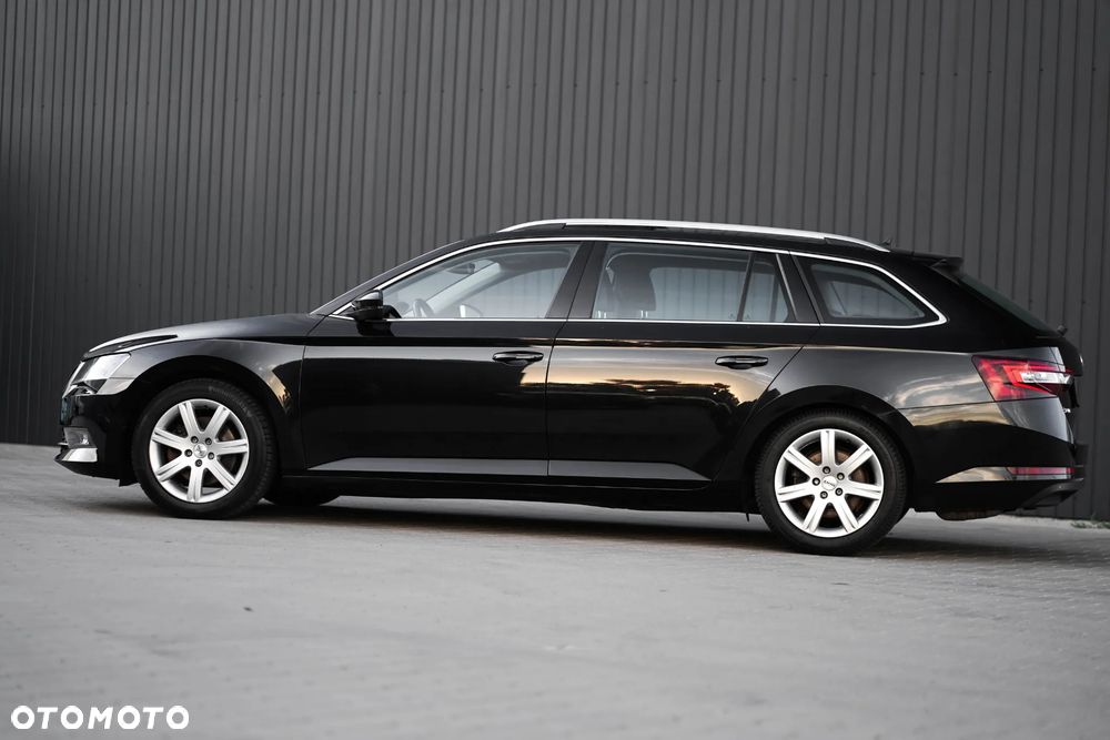Skoda Superb 2.0 TDI Style - 11