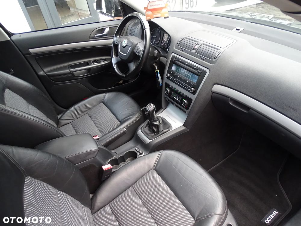 Skoda Octavia - 14