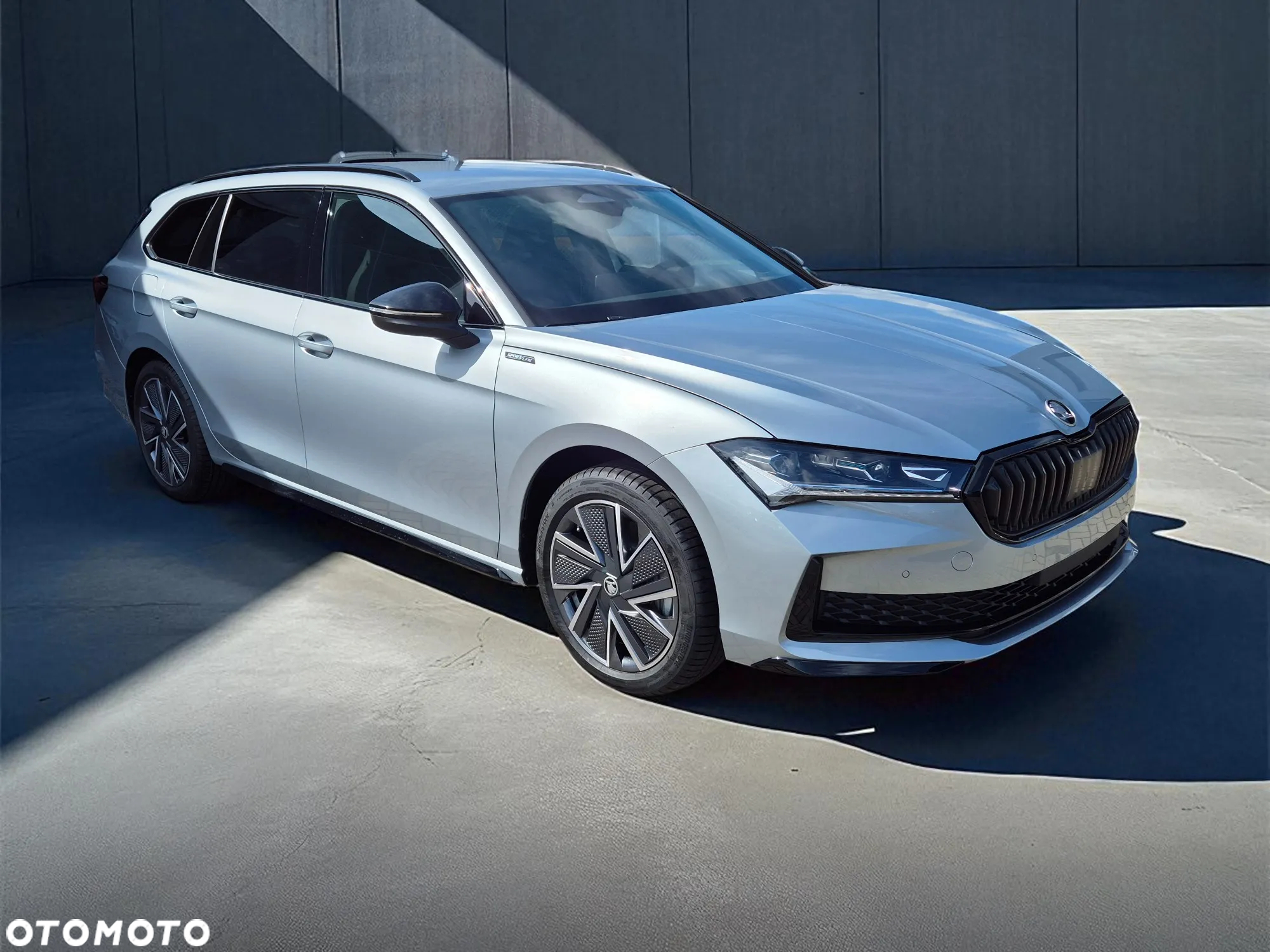 Skoda Superb 2.0 TSI Sportline DSG - 10