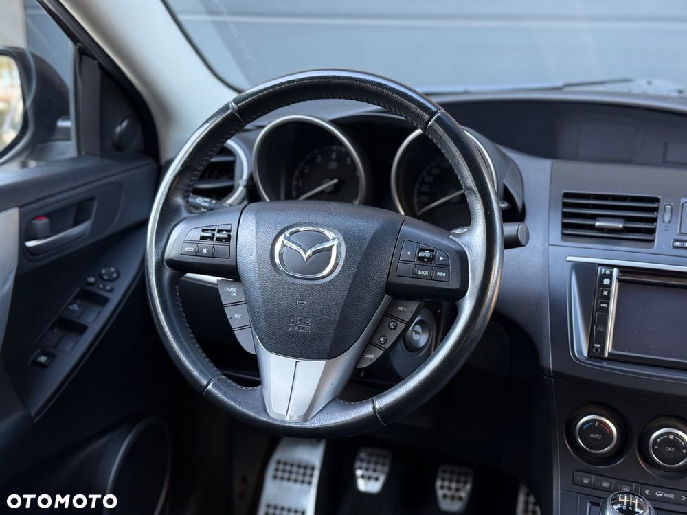 Mazda 3 - 13