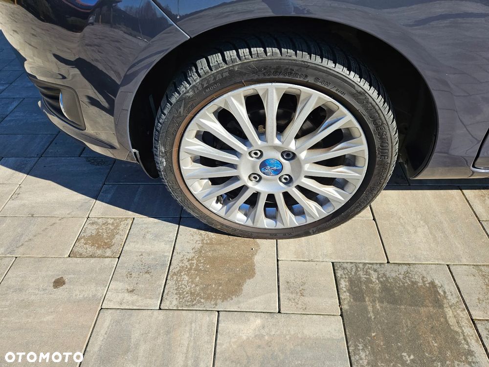 Ford Fiesta 1.25 SYNC Edition - 19