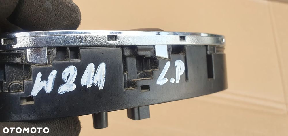 Przełącznik panel szyb lewy przód Mercedes E Klasa W211 A2118213679 - 8