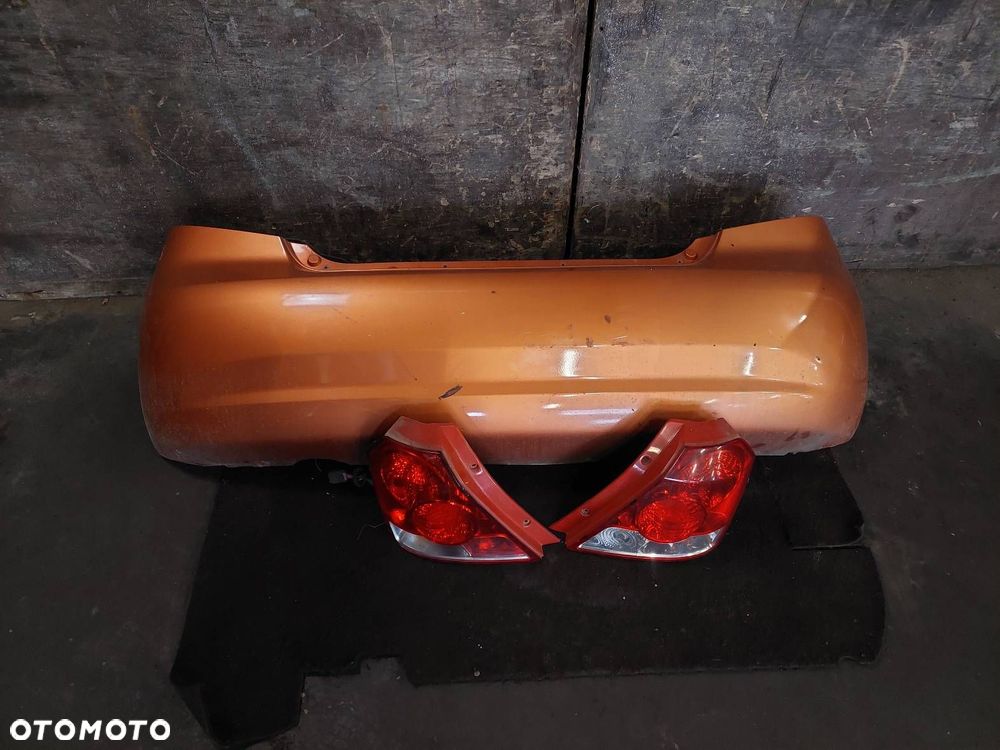 ZDERZAK TYŁ + LAMPY CHEVROLET AVEO I 54U HB 5D - 1