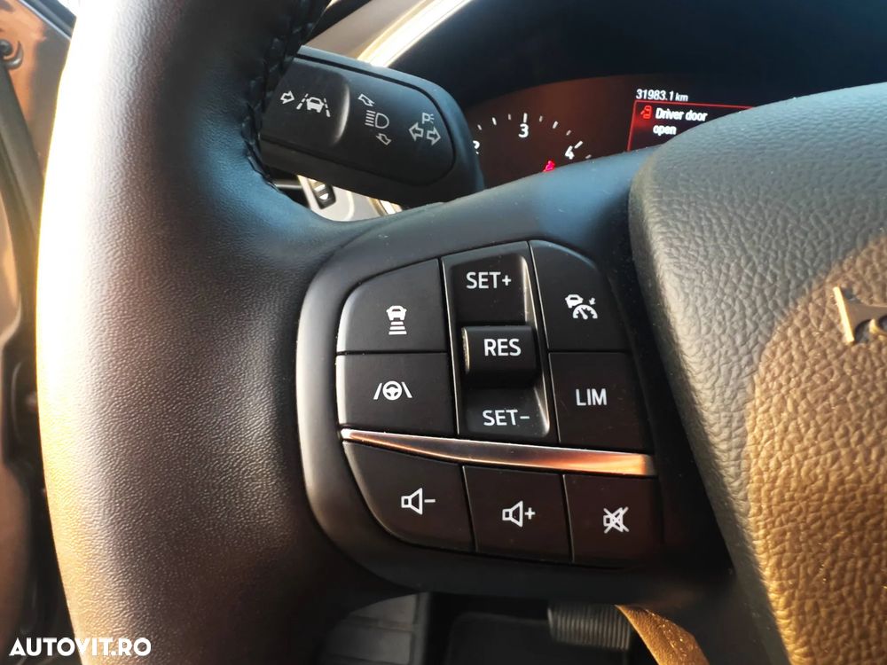 Ford Focus 1.5 EcoBlue 8AT Active - 21