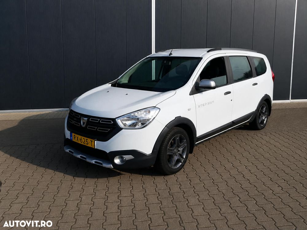 Dacia Lodgy TCe 115 Stepway - 1