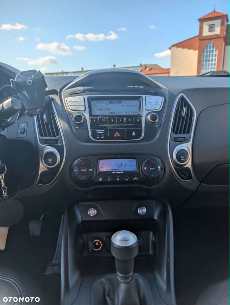 Hyundai ix35 2.0 4WD Premium - 21