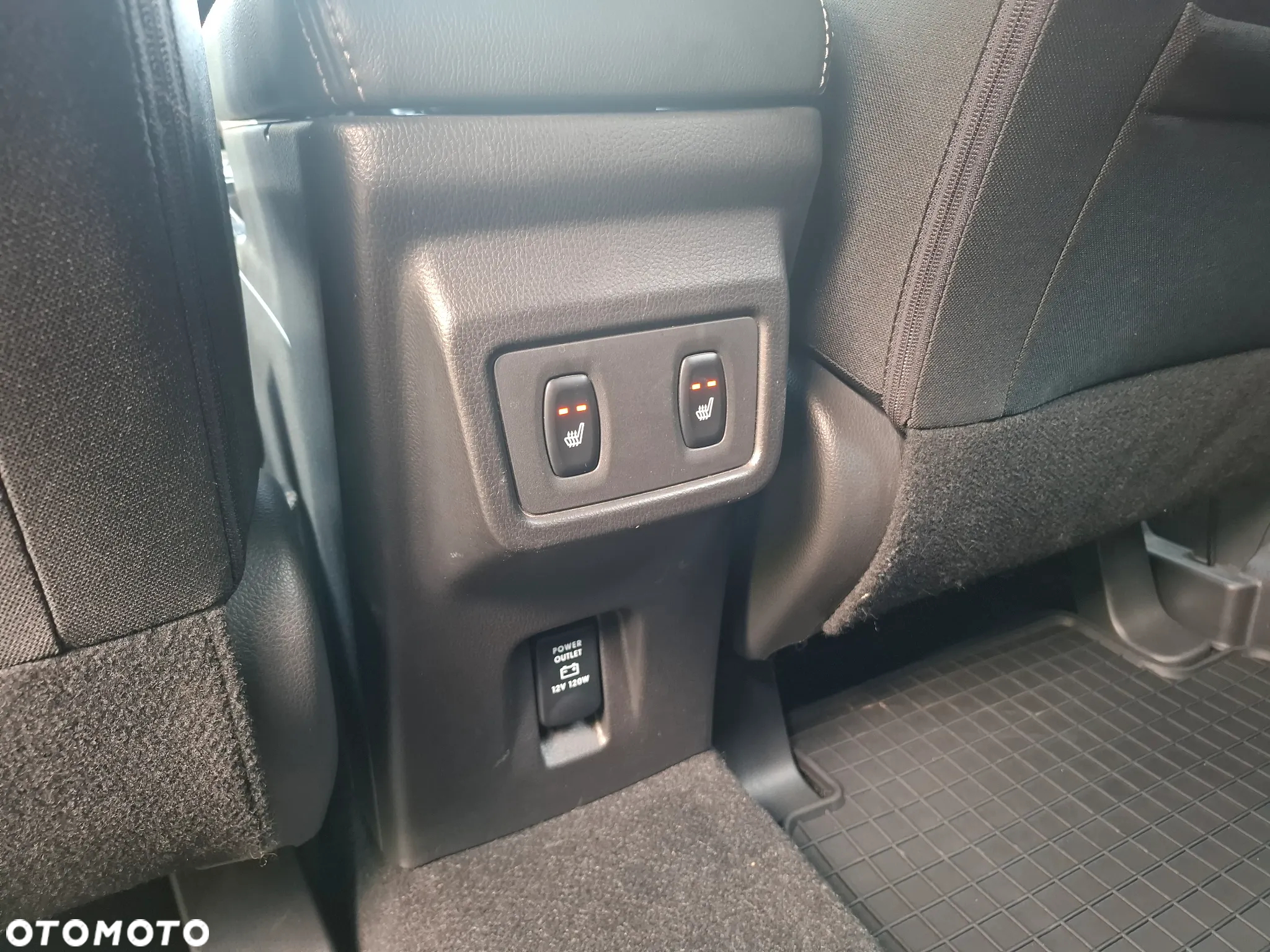 Mitsubishi Eclipse Cross 1.5 T Invite Plus CVT - 33