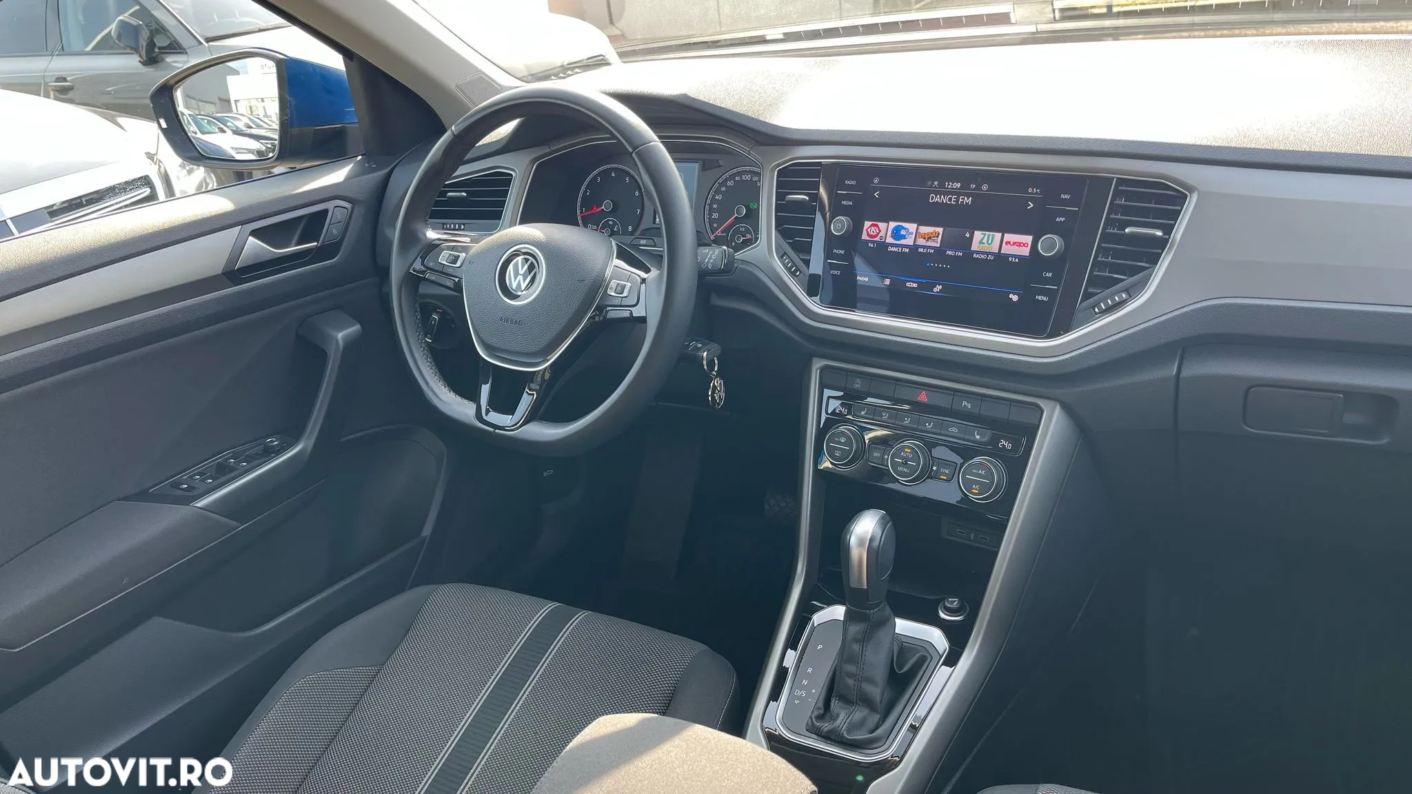 Volkswagen T-ROC 1.5 TSI DSG Design - 14