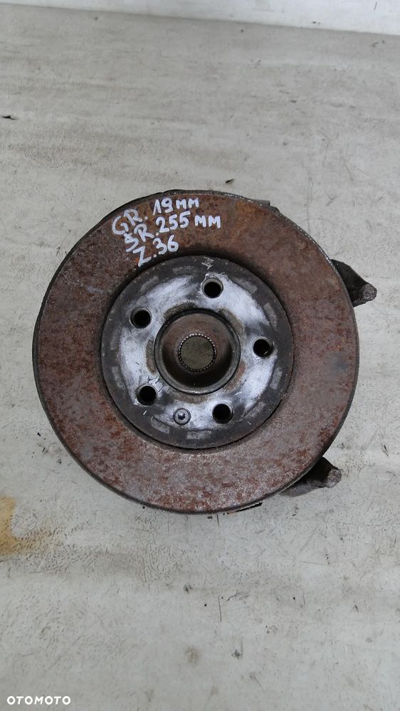 SKODA FABIA II 2 ROOMSTER PIASTA ZWROTNICA TARCZA PRAWA PRZÓD PRZEDNIA 1.2MPI - 1