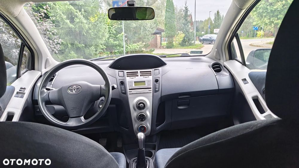 Toyota Yaris 1.4 D-4D Sol - 5