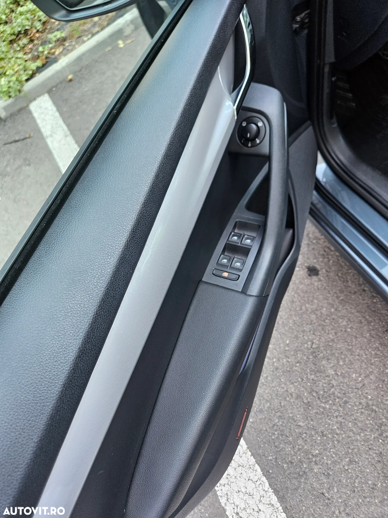 Skoda Octavia 1.6 TDI AMBITION - 12