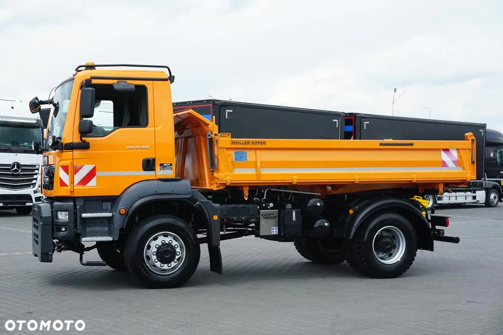 MAN TGM / 18.250 / E 6 / 4 X 4 / WYWROTKA 3 STRONNA / ŁAD. 10 060 KG / JAK NOWY - 25