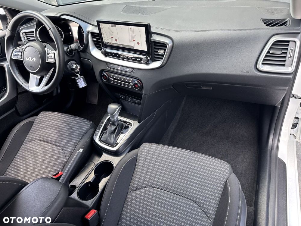 Kia Ceed 1.5 T-GDI M DCT - 22
