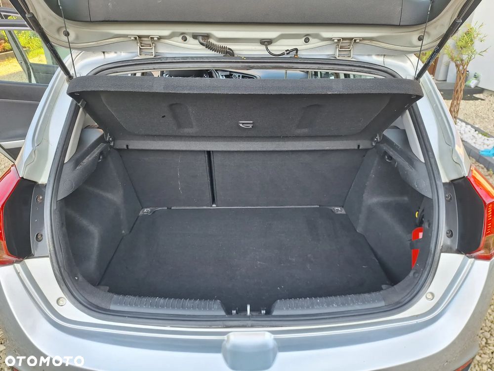 Kia Ceed 1.6 CRDi XL - 12