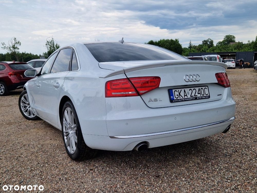 Audi A8 - 30