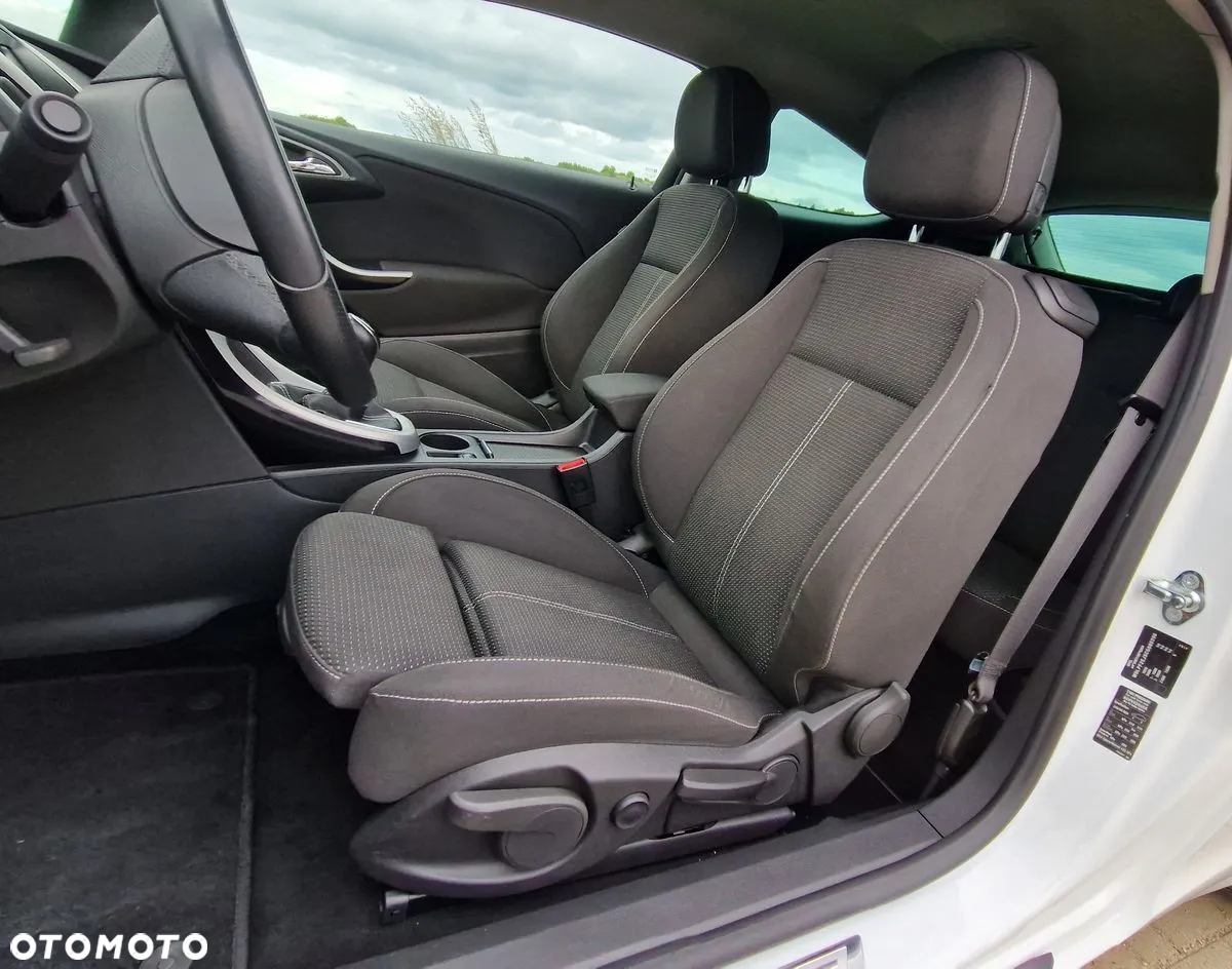 Opel Astra GTC 1.6 Turbo Innovation - 8