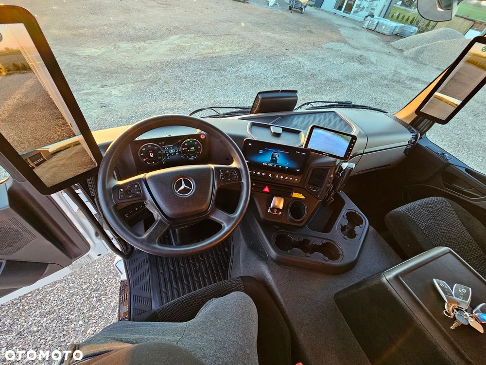Mercedes-Benz Actros - 5