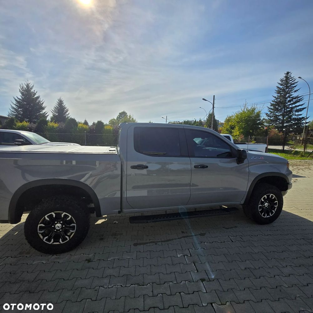 Chevrolet Silverado - 8